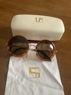 Linda Farrow Tortoiseshell Round Sunglasses - Brown Gradient Lenses